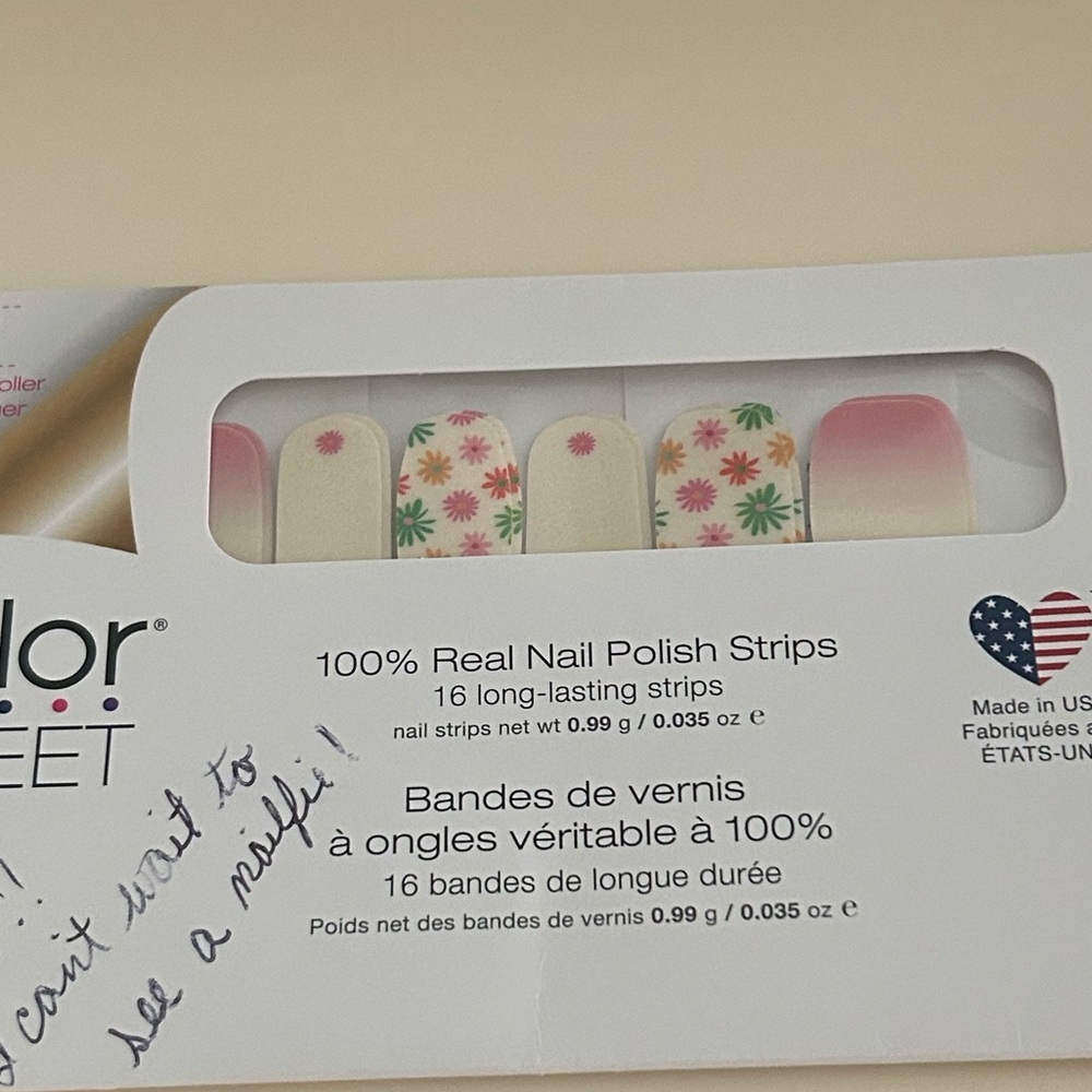 Color Street Nail Polish Strips - Free Spirited